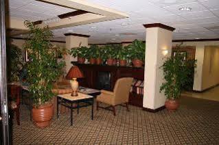 Hampton Angeles Airport Hotel Lennox