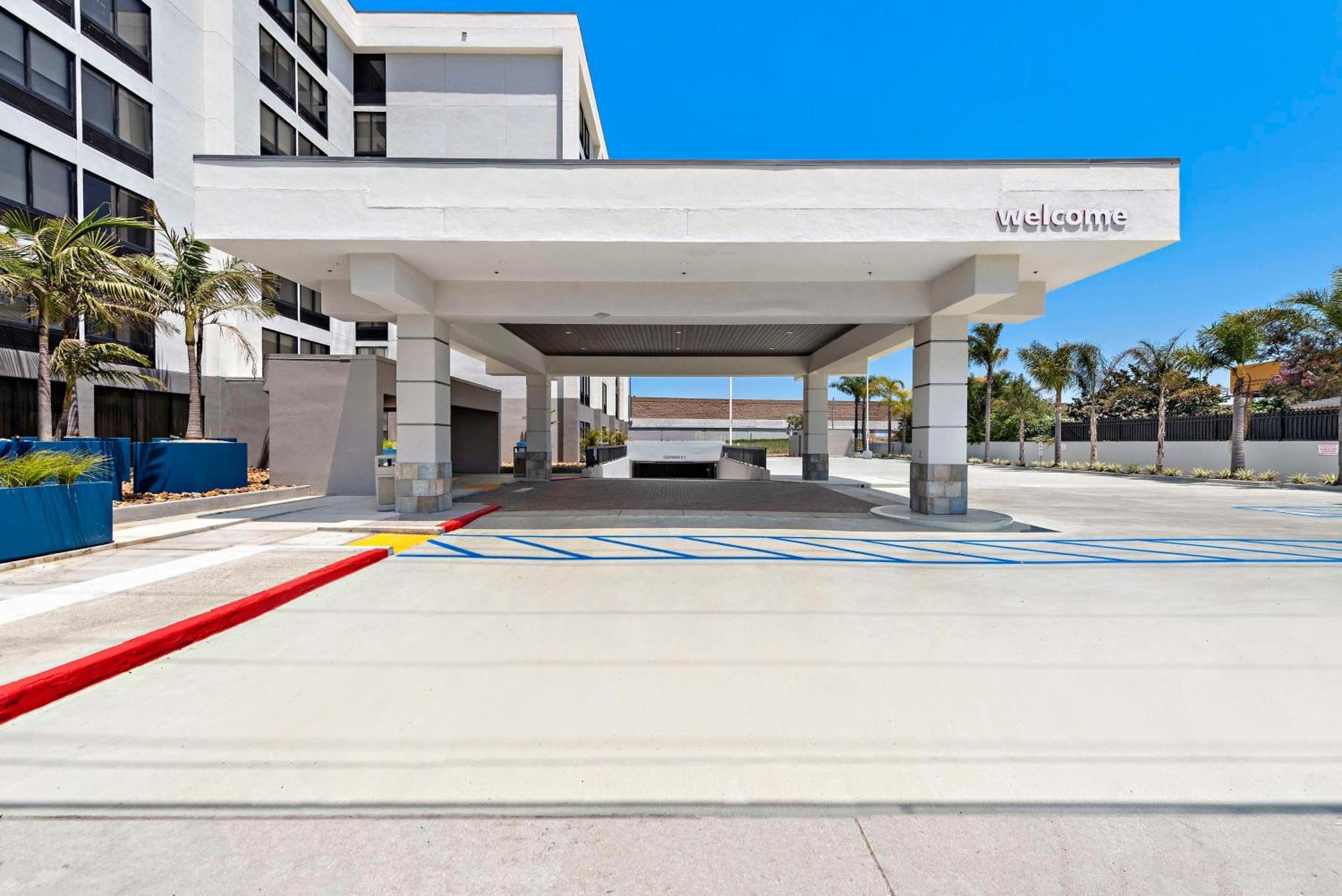 Hotel Hampton Angeles Airport Lennox