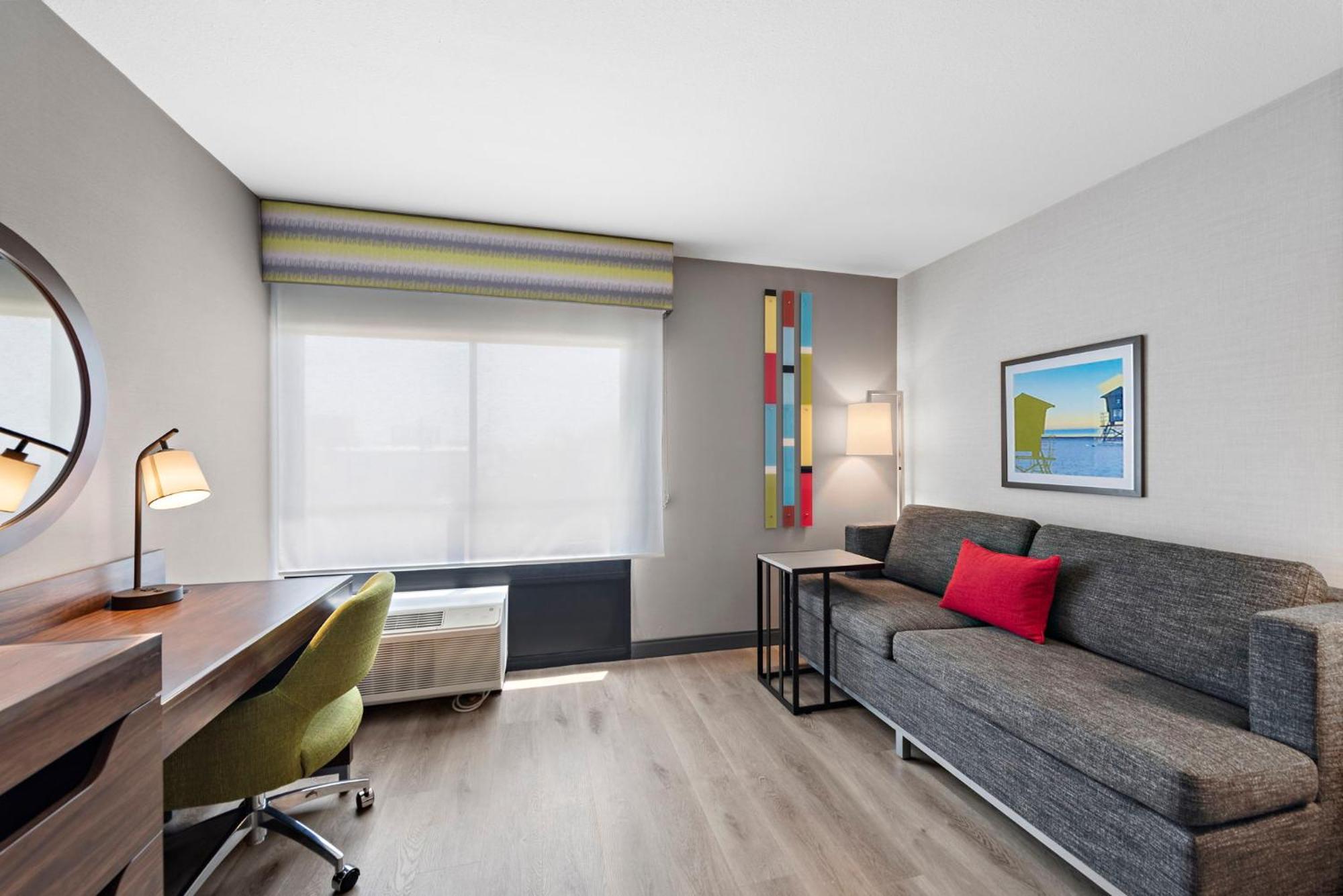 Hampton Angeles Airport Hotel Lennox