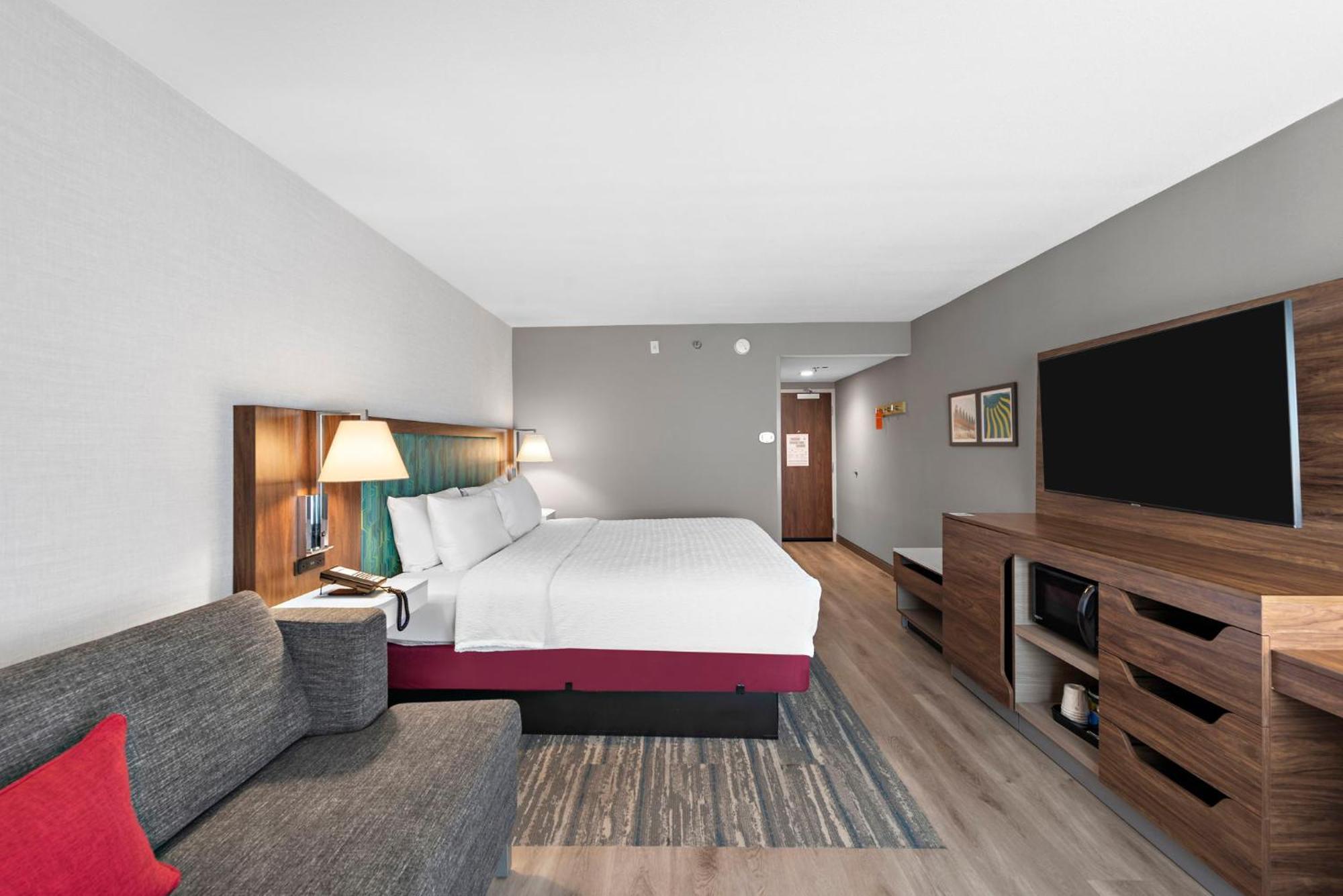 Hotel Hampton Angeles Airport Lennox